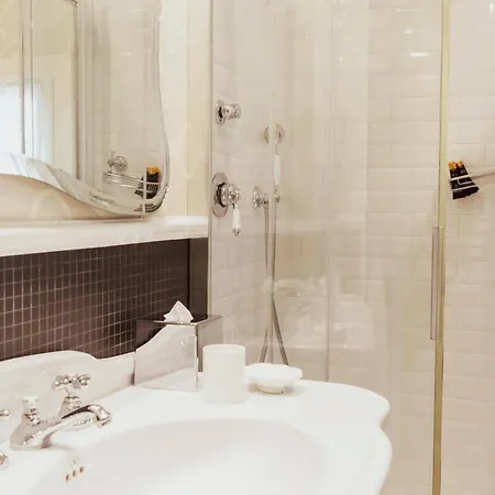 Hotel Colonia &